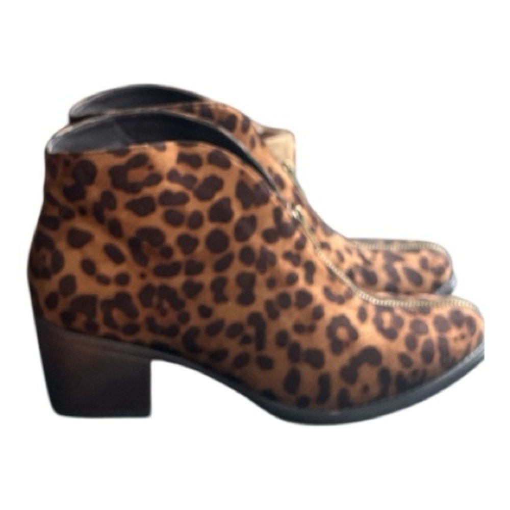 Women’s Leopard Print Ankle Boots Size 10